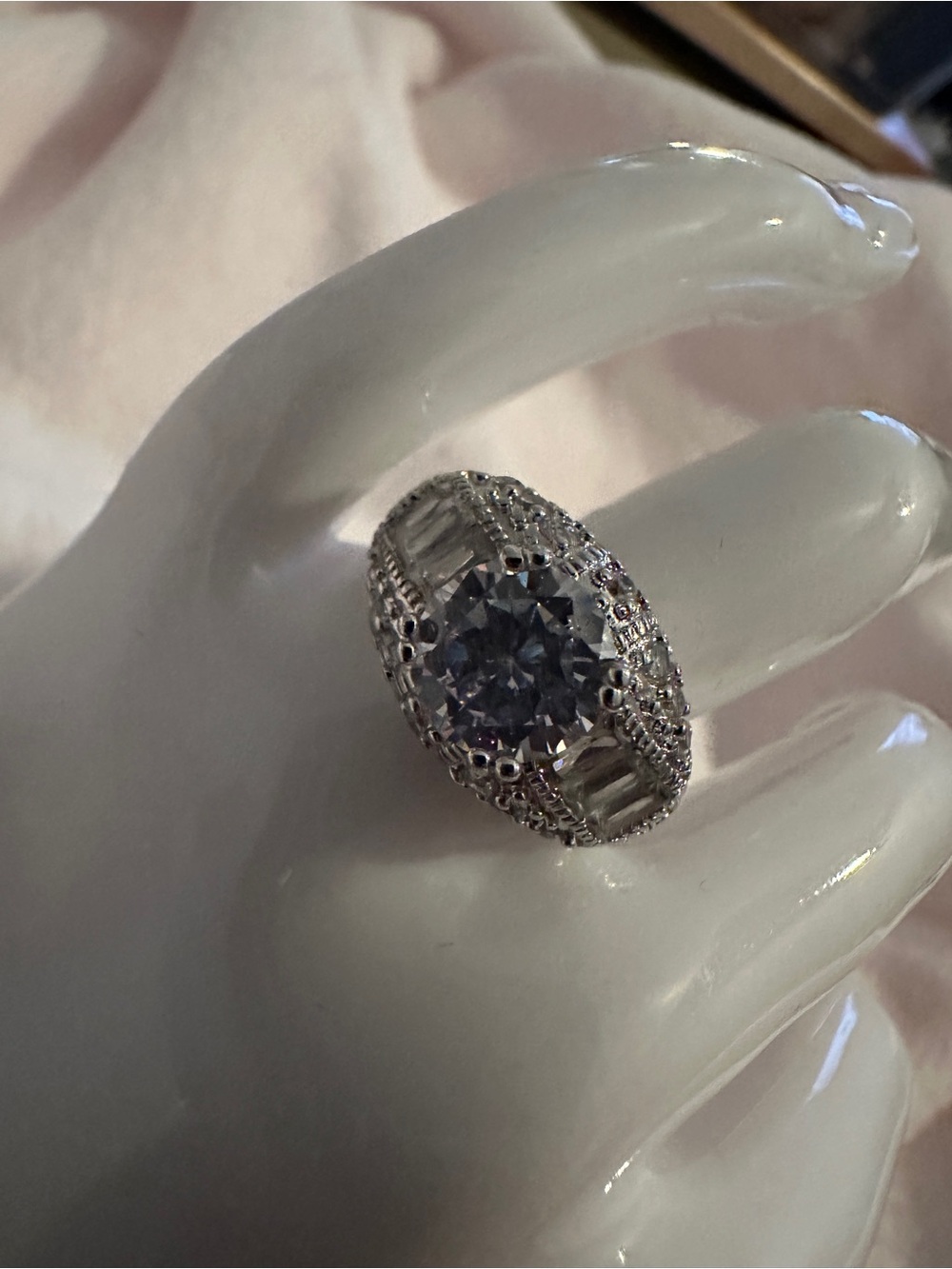 Silver-Tone Vintage Style White Stone Cocktail Ring